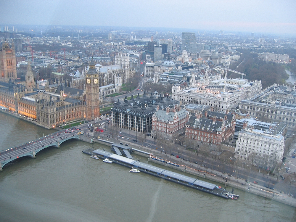 068 Dans London Eye Wheel.jpg